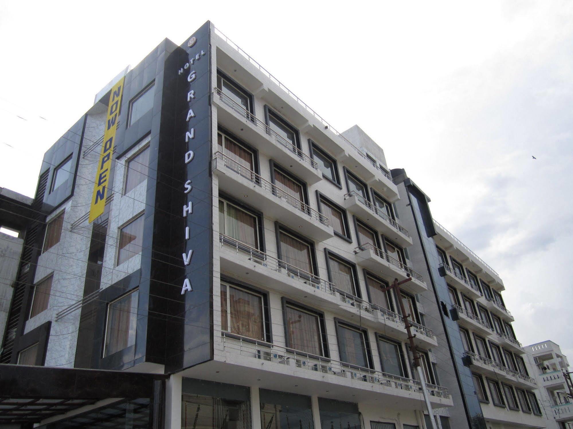 Oaktel Hotel Grand Shiva Near Ganga Ghat Haridwār Exteriér fotografie