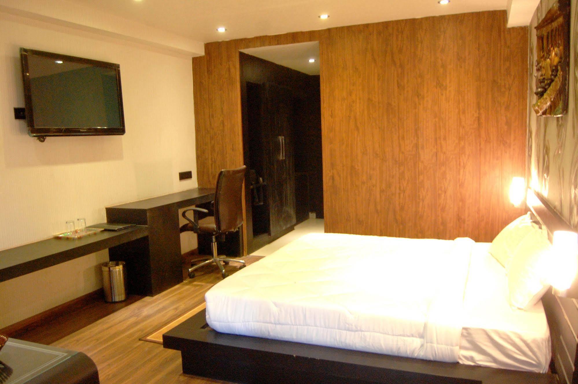 Oaktel Hotel Grand Shiva Near Ganga Ghat Haridwār Exteriér fotografie
